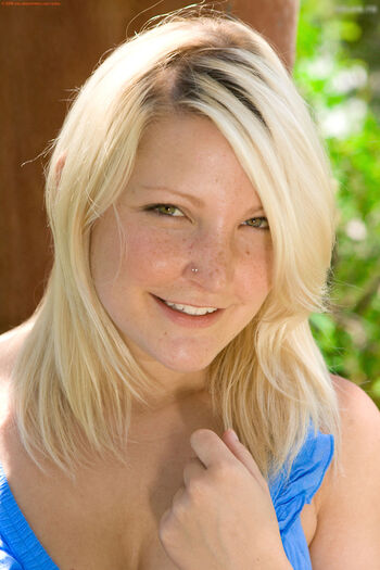 Abbywinters  page leaked private photo uncensored HD quality