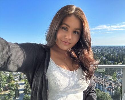 Celyphonee leaked private photo uncensored HD quality