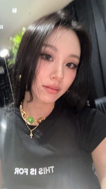 Chaeyoung page leaked private photo uncensored HD quality