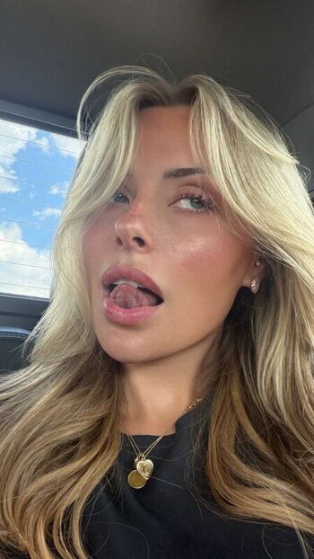 Corinna kopf  page leaked private photo uncensored HD quality