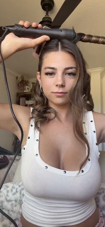 Deeznailss page leaked private photo uncensored HD quality