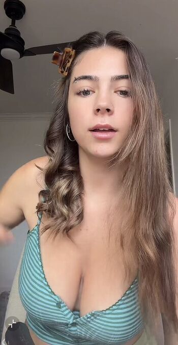 Deeznailss leaked private photo uncensored HD quality