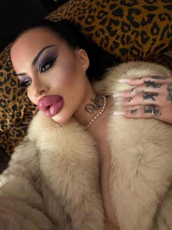 Fetischbarbie page leaked private photo uncensored HD quality