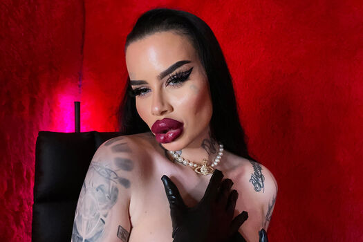 Fetischbarbie page leaked private photo uncensored HD quality