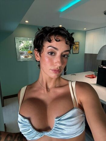 Gianna evelyn leaked private photo uncensored HD quality