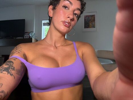 Gianna evelyn leaked private photo uncensored HD quality