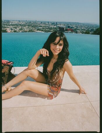 Jenna ortega  page leaked private photo uncensored HD quality