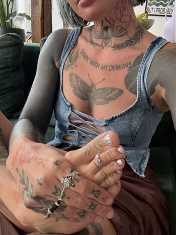 Krokodeal  page leaked private photo uncensored HD quality