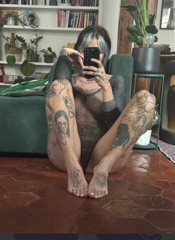 Krokodeal  page leaked private photo uncensored HD quality