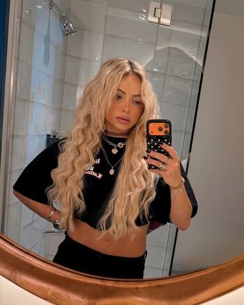 Liv morgan  page leaked private photo uncensored HD quality