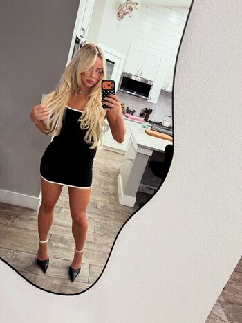 Liv morgan  page leaked private photo uncensored HD quality