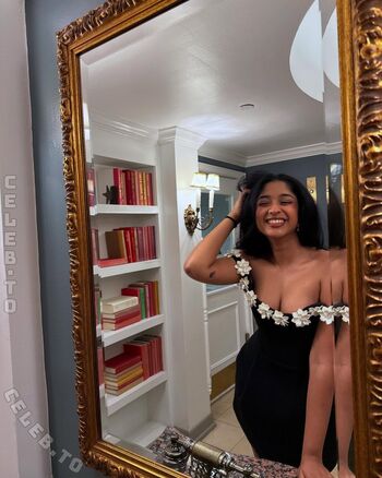 Maitreyi ramakrishnan page leaked private photo uncensored HD quality