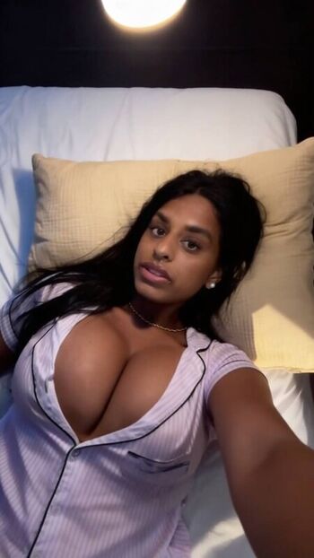Millieebunny leaked private photo uncensored HD quality