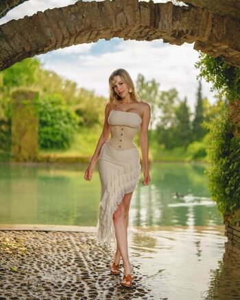 Nadyasonika page leaked private photo uncensored HD quality