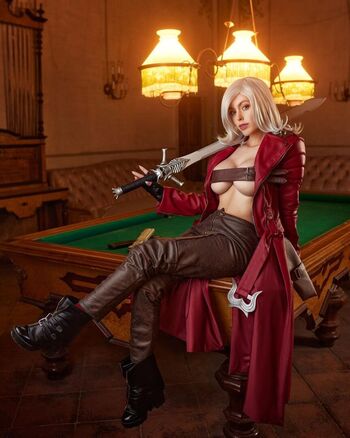 Nadyasonika page leaked private photo uncensored HD quality