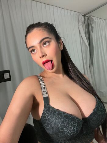 Princess jasmine leaked private photo uncensored HD quality