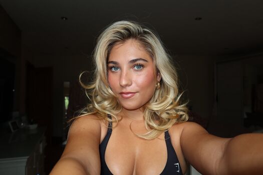 Rosie mcclelland leaked private photo uncensored HD quality