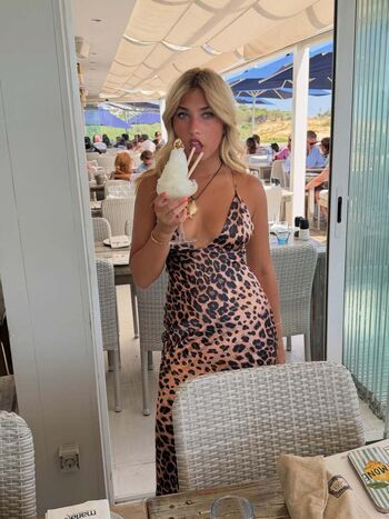 Rosie mcclelland leaked private photo uncensored HD quality