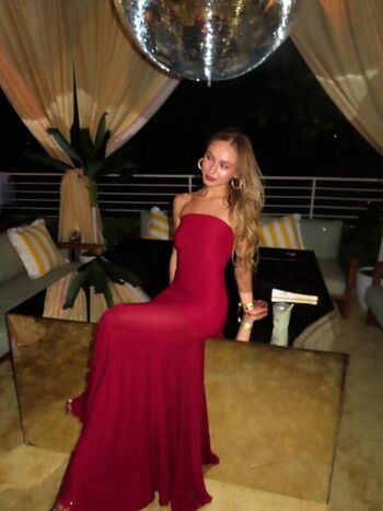 Taylor hudson  page leaked private photo uncensored HD quality