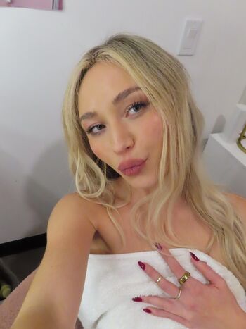 Taylor hudson leaked private photo uncensored HD quality