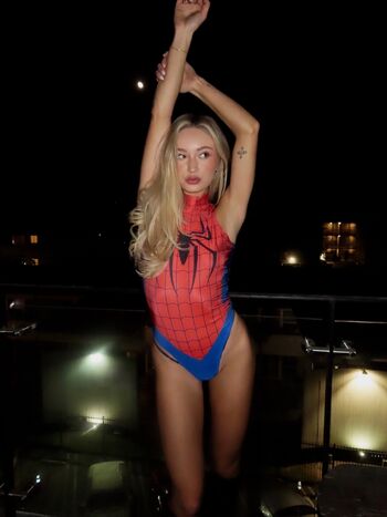 Taylor hudson leaked private photo uncensored HD quality